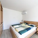 Apartman Borivojova 63